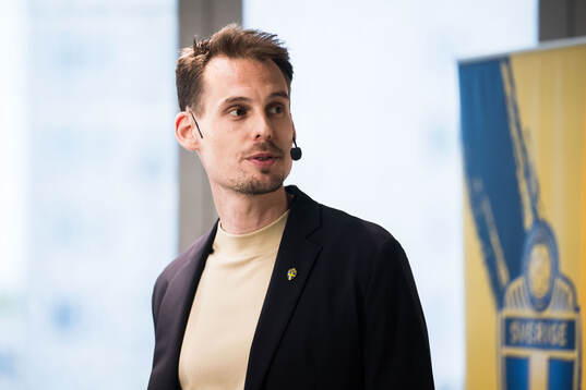 Head coach Daniel Bäckström of the Swedish under-21