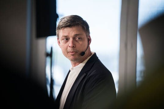 Head coach Jon Dahl Tomasson of the Swedish national