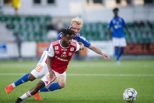 Sandvikens IFs John Junior Igbarumah och GIF Sundsvalls