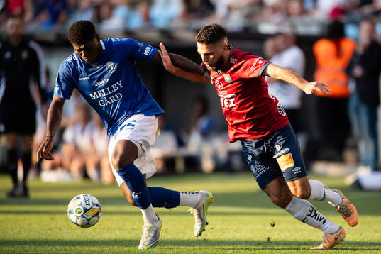 Trelleborgs Abel Ogwuche och Örgrytes Edi Sylisufaj