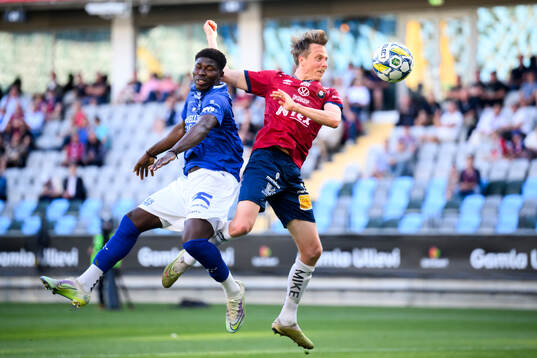 Trelleborgs Abel Ogwuche  och Örgrytes Viktor Lundberg