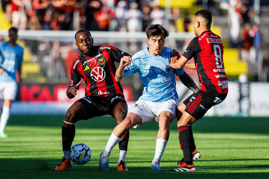 Östersunds Chrisnovic Isemoli N'sa och Erick Brendon