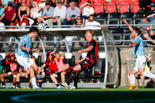 Gefles Antonio Yakoub och Östersunds Albin Sporrong