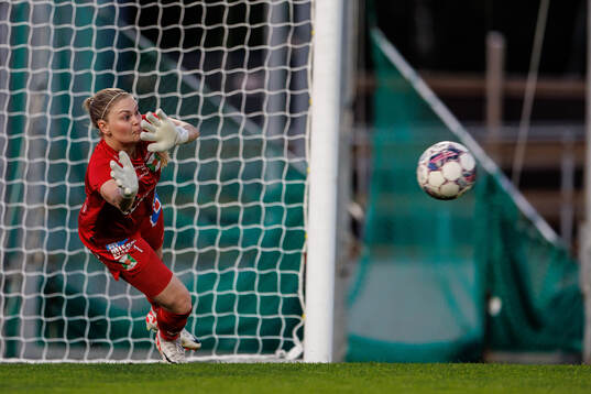 Varbergs BoISs målvakt Linnea Nilsson