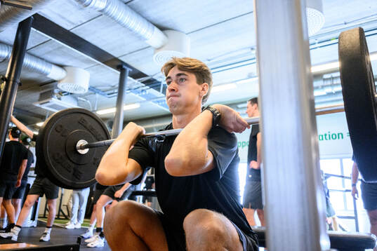 Målvakt Arvid Holm
