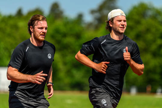 Målvakt Christoffer Rifalk och Lucas Ekeståhl-Jonsson