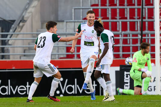 Bläddra bland fler bilder av Fotboll, Superettan, Helsingborg - Skövde AIK