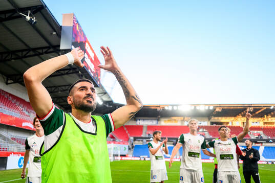 Skövde AIKs Elmar Abraham jublar