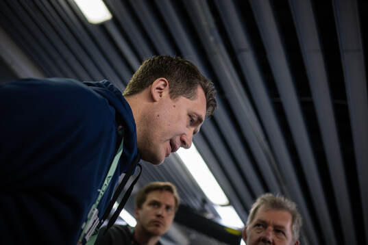 Bläddra bland fler bilder av 2024 IIHF Ice Hockey World Championship, day 13, Sweden, practice 