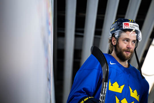 Bläddra bland fler bilder av 2024 IIHF Ice Hockey World Championship, day 14, Sweden, morning skate 