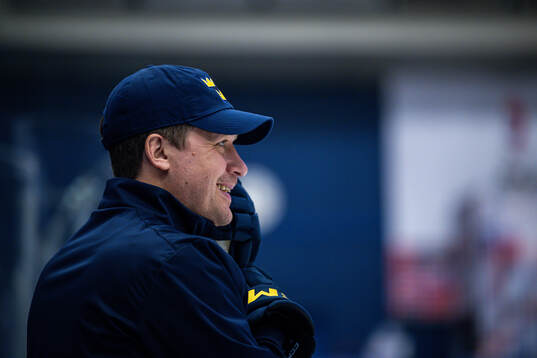 Head coach Sam Hallam of Sweden at a practice session