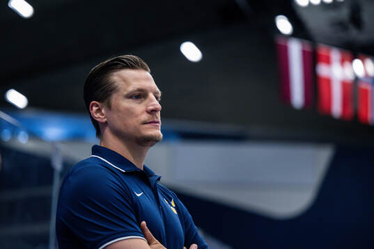 Physiotherapist Dennis Schirmer of Sweden at a practice