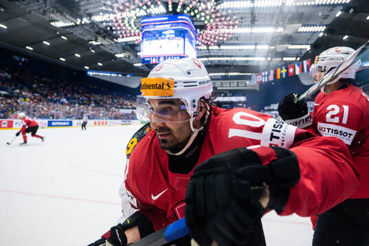 Andres Ambuhl of Switzerland