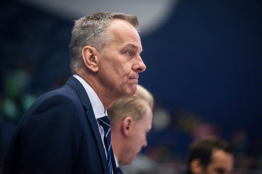 Assistant coach Tommy Albelin of Switzerland