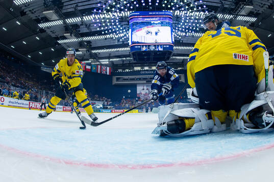 Joel Eriksson Ek of Sweden and Liro Pakarinen of Finland