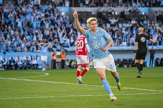 Malmö FFs Hugo Bolin jublar
