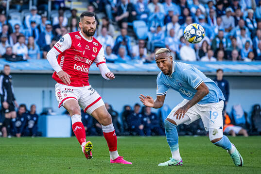 Kalmars Dino Islamovic och Malmö FFs Derek Cornelius