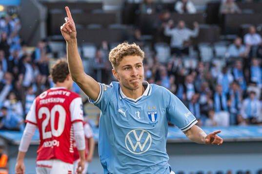 Malmö FFs Hugo Bolin jublar