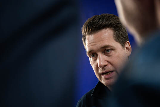 Bläddra bland fler bilder av 2024 IIHF Ice Hockey World Championship, day 15, Sweden, practice 