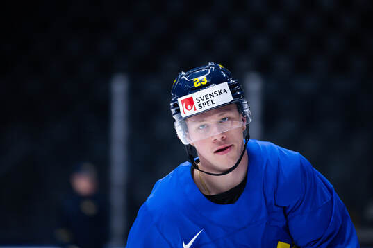 Lucas Raymond of Sweden at a practice session