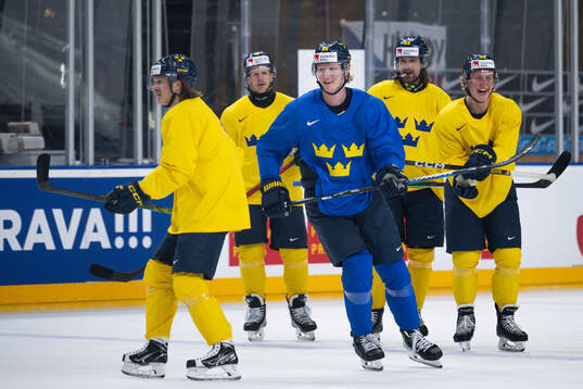 Rasmus Dahlin and Fabian Zetterlund of Sweden at a practice