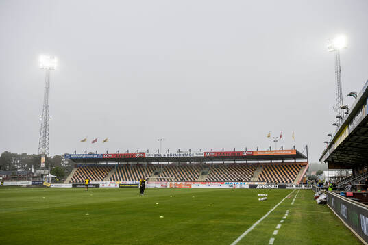 Strandvallen interiör med dimma