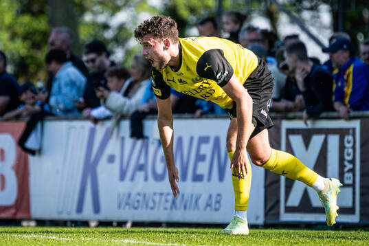Mjällbys Colin Rösler har ont