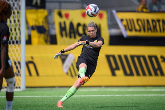 Häckens målvakt Jennifer Falk
