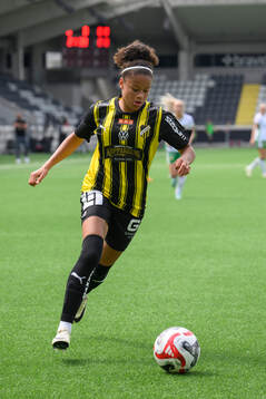 Häckens Felicia Schröder