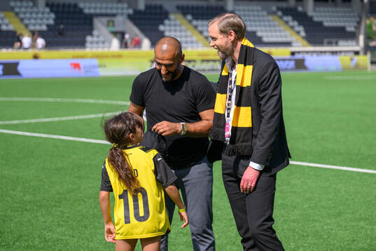 Häckens tränare Mak Lind och klubbchef Marcus Jodin