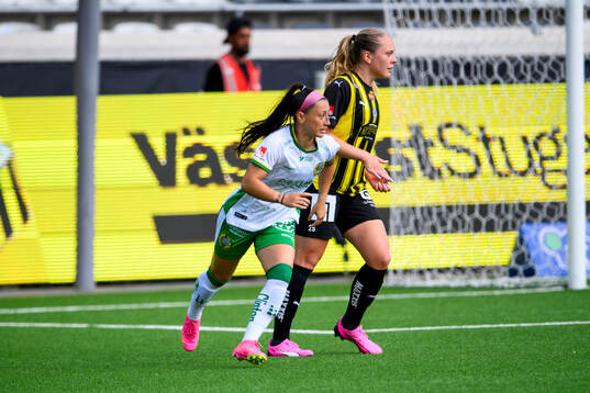 Hammarbys Katrina Guillou och Häckens Alice Bergström