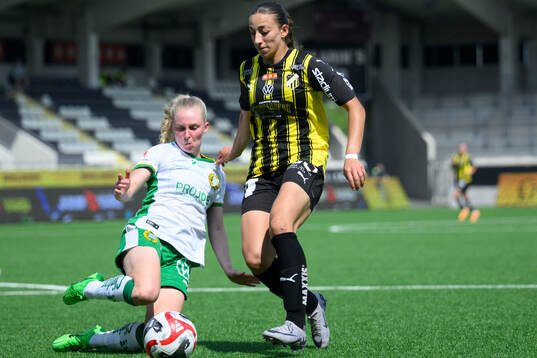 Hammarbys Emilie Joramo och Häckens Rusul Rosa Kafaji