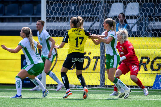 Hammarbys Eva Nyström , Häckens Anna Csiki  och Hammarbys