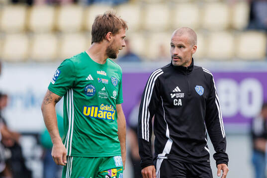 Falkenbergs målvakt Anton Andersson och tränare