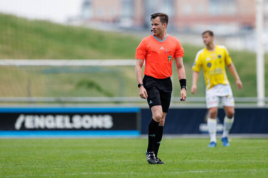 Domare Niclas Karlsson