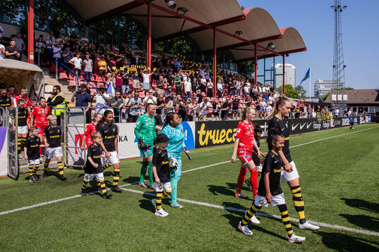 AIKs och KIF Örebros spelare