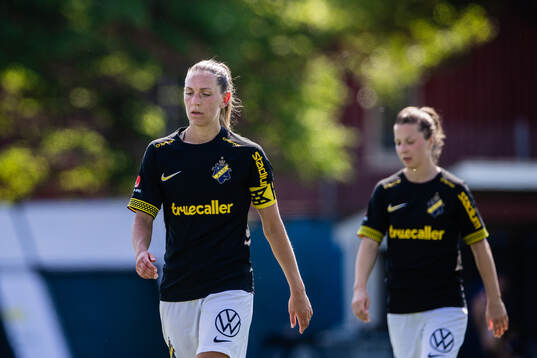 AIKs Jennie Nordin deppar