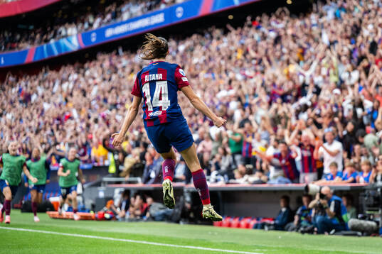 Aitana Bonmati of Barcelona celebrates