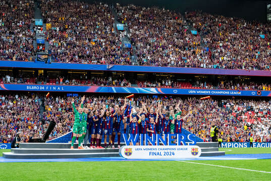 Players of Barcelona celebrate