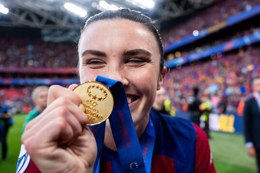 Ingrid Syrstad Engen of Barcelona celebrates