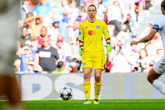 Goalkeeper Christiane Endler of Lyon
