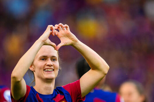 Caroline Graham Hansen of Barcelona celebrates