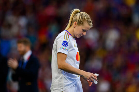 Ada Hegerberg of Lyon looks dejected