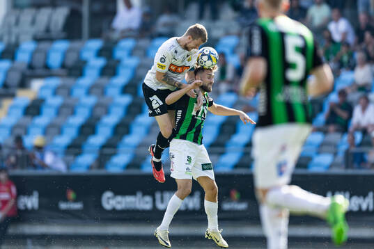 Häckens Simon Gustafson och GAIS Jack Cooper-Love
