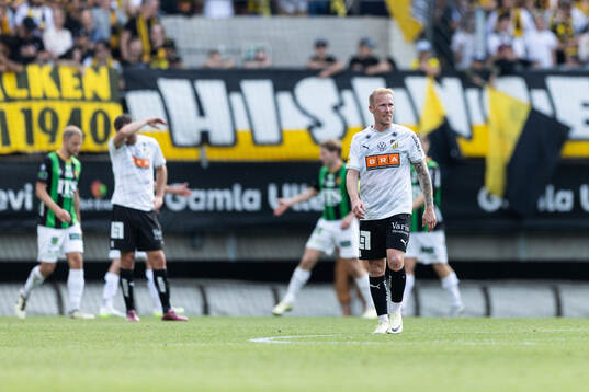 Häckens Mikkel Rygaard Jensen deppar