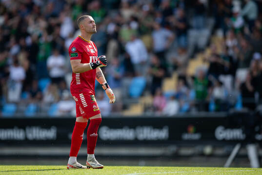 GAIS målvakt Mergim Krasniqi jublar