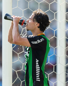 GAIS William Milovanovic dricker vatten