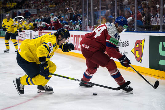 Adrian Kempe of Sweden and Jan Rutta of Czech Republic