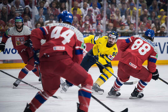 Marcus Johansson of Sweden scores 1-0