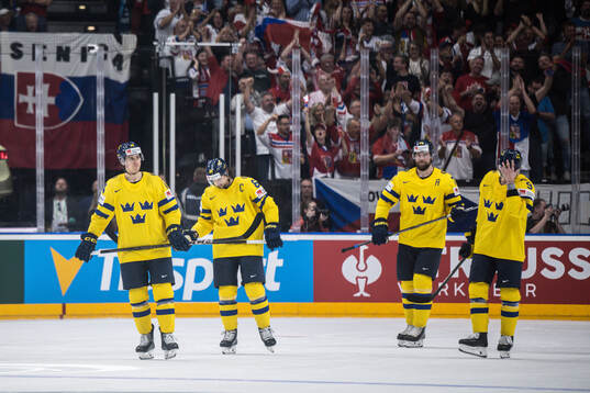 Joel Eriksson Ek, Erik Karlsson, Victor Hedman and Adrian